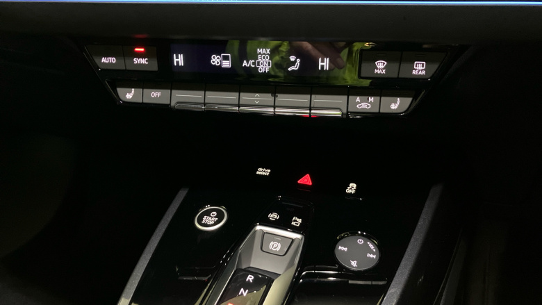 Audi Q4 e-tron 210kW 45 Quattro 82kWh S Line 5dr Auto [Leather] Electric Estate